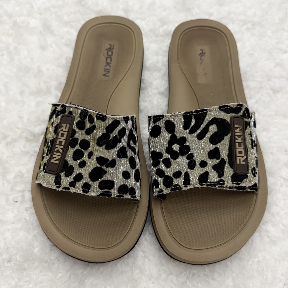Rockin Footwear  brown/ gold size 6.5 Slip On Sandals